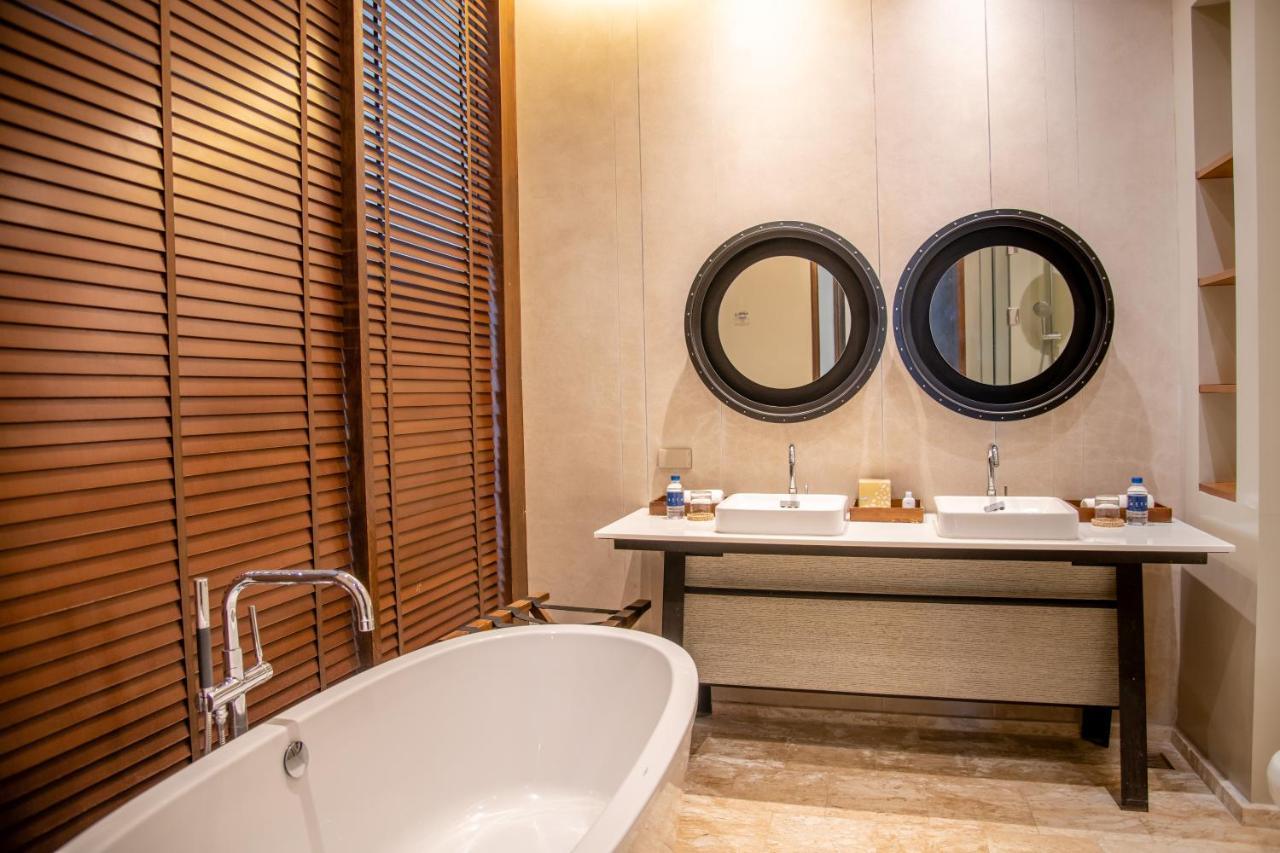 Khaoyai Luxury Pool Penthouse At Atta Apartment